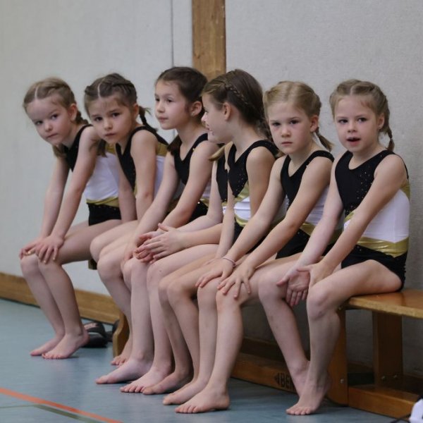 Starker Saisonstart der Turnerinnen