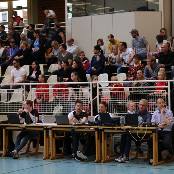 Starker Saisonstart der Turnerinnen