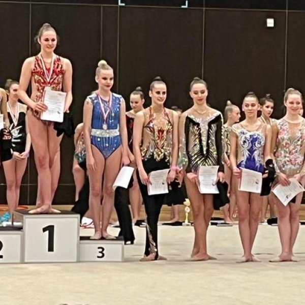 Erfolgreiche Gymnastinnen in Salzburg