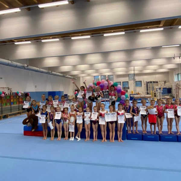 Gymtex Mini Team Cup der Kunstturnerinnen