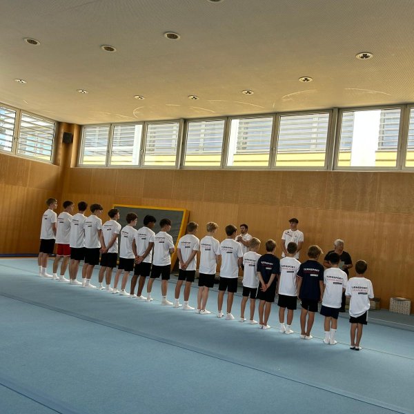 Ehrungen und Sportschnuppern im Kunstturnen beim Turnsport Vorarlberg