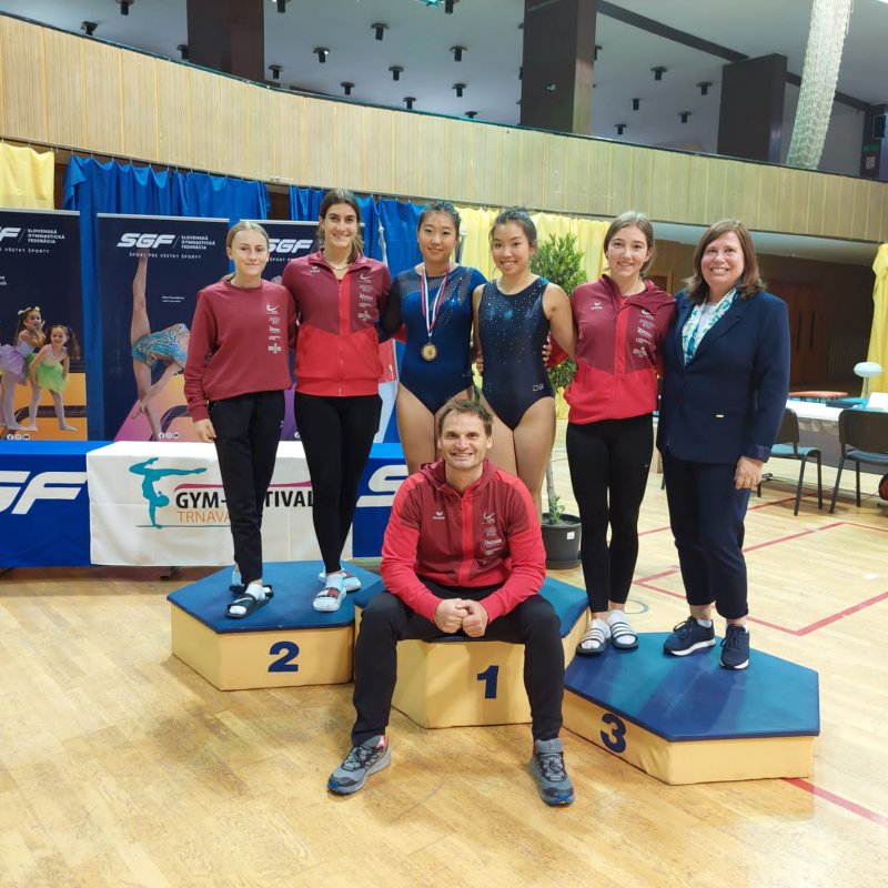 Internationaler Wettkampf für die Turnerinnen